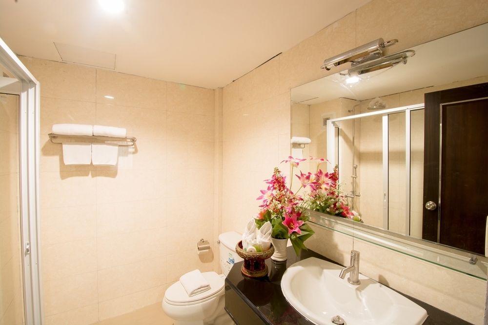 Boss Suites Паттая Екстер'єр фото