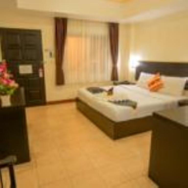 Boss Suites Паттая Екстер'єр фото